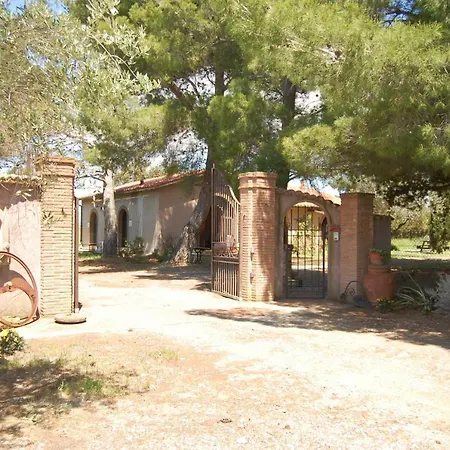 Relais Casale Il Poggetto - Olivo 2 By Zoom In Earth Apartment Cecina  Exterior photo